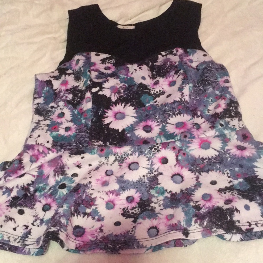 Floral peplum shirt